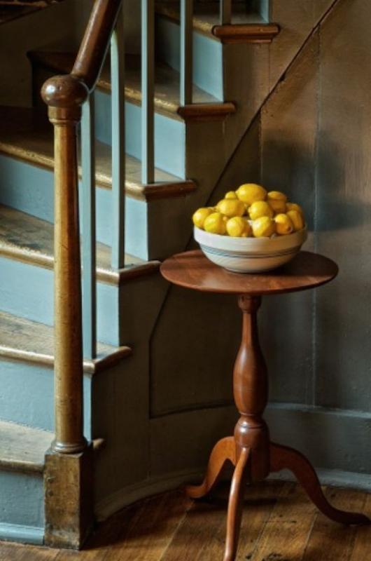 Hinkle_Harry_3StaircaseWithLemons