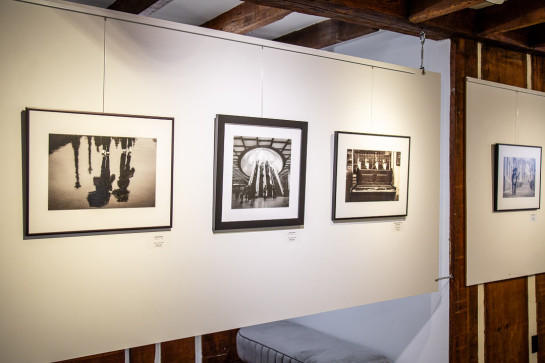 Monochrome Install 39