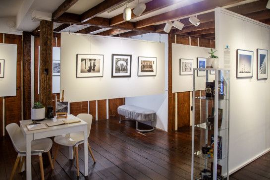 Monochrome Install 48